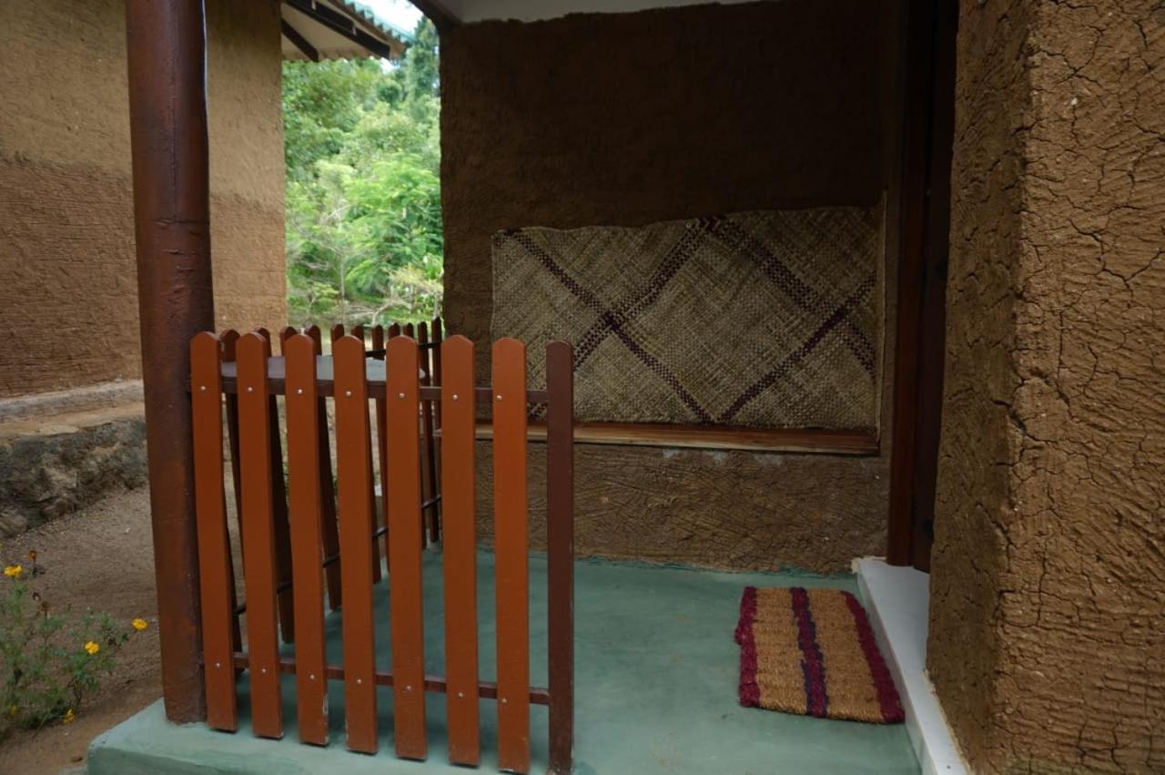 Hotel Agoura Hills Kurunegala Exterior foto